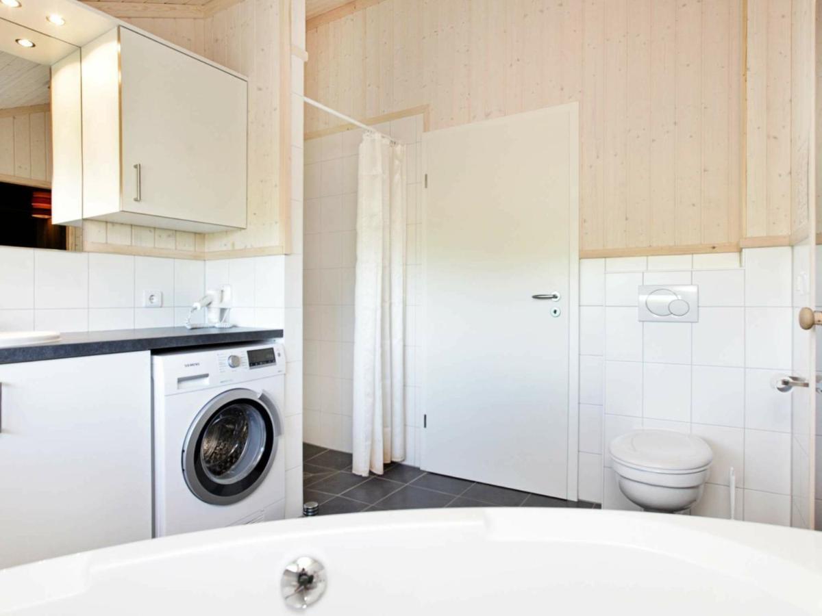 Three-Bedroom Holiday Home In Grossenbrode 1 Pokój zdjęcie